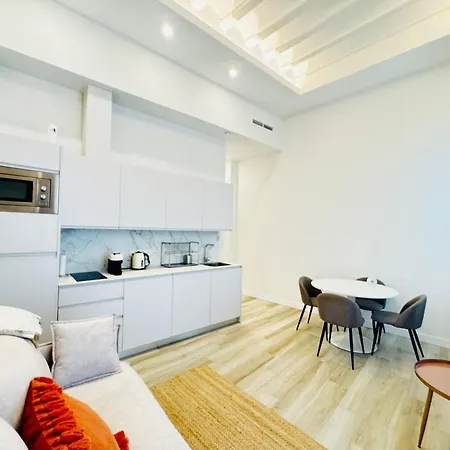 Urania Cadiz Apartments