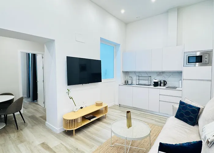 Urania By Soho Boutique *