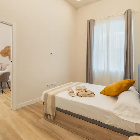 Urania Cadiz Apartments Kadyks