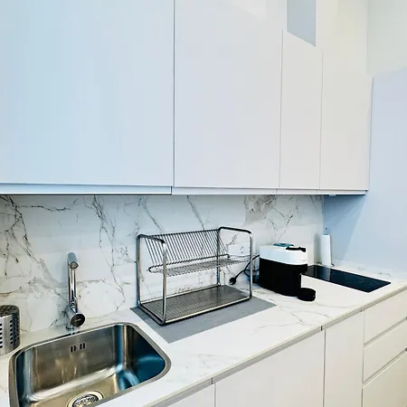 Urania Cadiz Apartments *