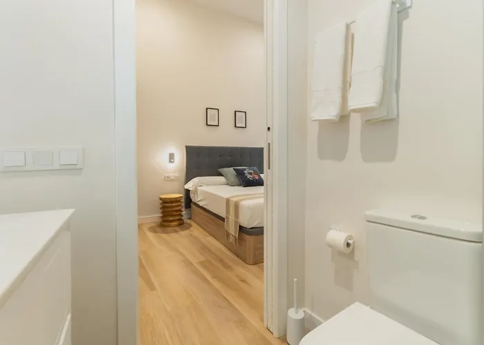 Urania By Soho Boutique *